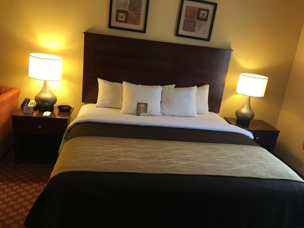 Comfort Inn Naugatuck-Shelton, Ct Екстер'єр фото